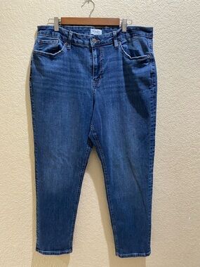 Maurices Dark Blue Ankle Crop Jeans